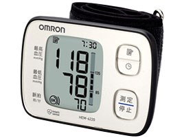 オムロン 手首式 自動血圧計 シルバー HEM-6220-SL 商品画像1：リコメン堂