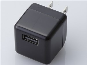エレコム デジタルオーディオプレーヤー用AC充電器 Cube 1.8A ブラック AVA-ACUBN003BK 商品画像1：リコメン堂