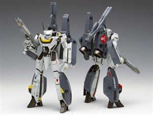 ウェーブ【愛・おぼえていますか】1／100 超時空要塞マクロス VF-1S ストライ･･･