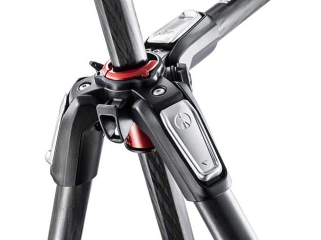 manfrotto 055プロカーボンファイバー三脚3段 mT055CXPRO3の通販なら