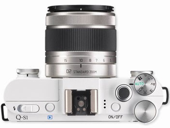 PENTAX Q-S1 ズームレンズキット [ピュアホワイト×クリーム]の通販なら