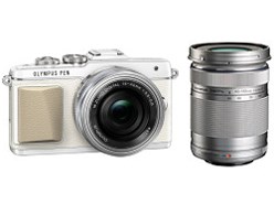 OLYMPUS PEN Lite E-PL7 EZダブルズームキット [ホワイト]の通販なら