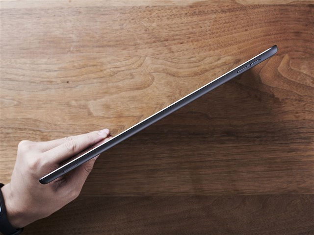 iPad 10.2インチ 第8世代 Wi-Fi 32GB 2020年秋モデル MYL92J/A 