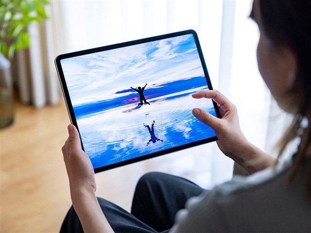 iPad Pro 12.9インチ 第5世代 Wi-Fi 128GB 2021年春モデル MHNG3J/A 