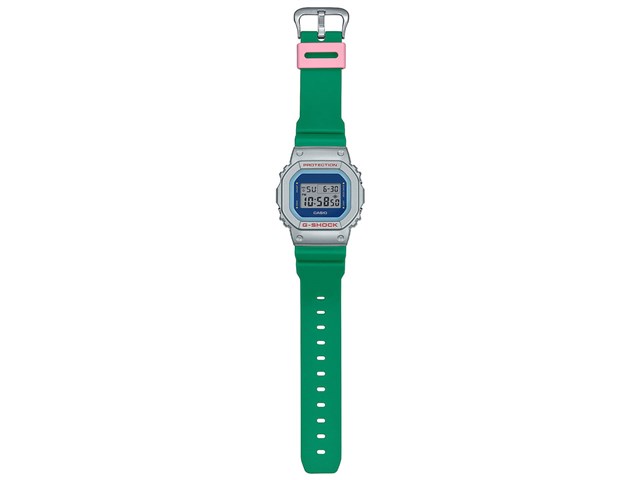 カシオ【国内正規品】CASIO G-SHOCK デジタル腕時計 DW-5600EU-8A3JF ...
